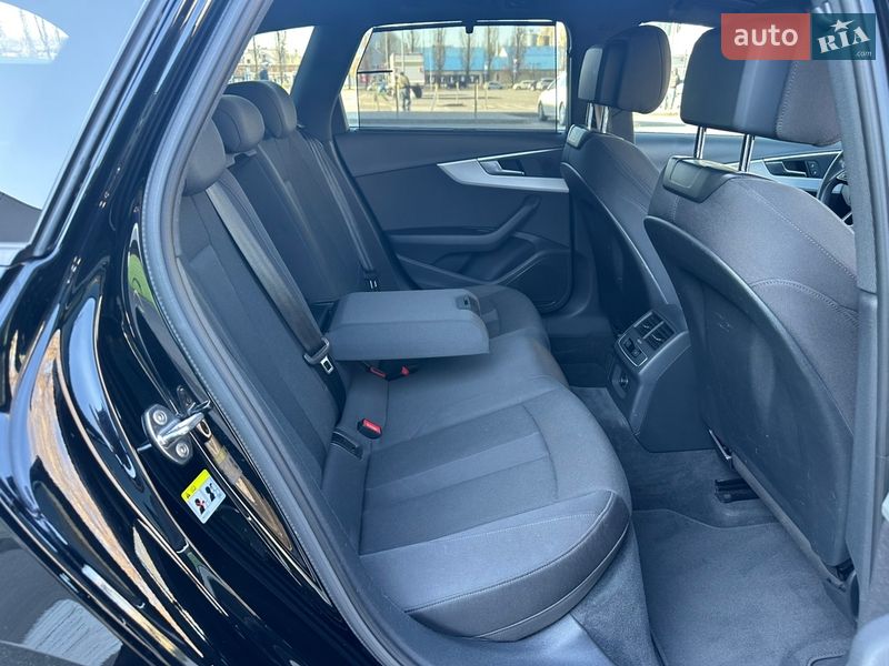 Універсал Audi A4 2020 в Києві