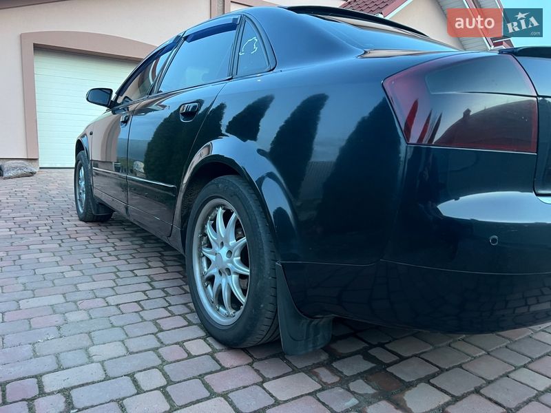 Седан Audi A4 2003 в Киеве