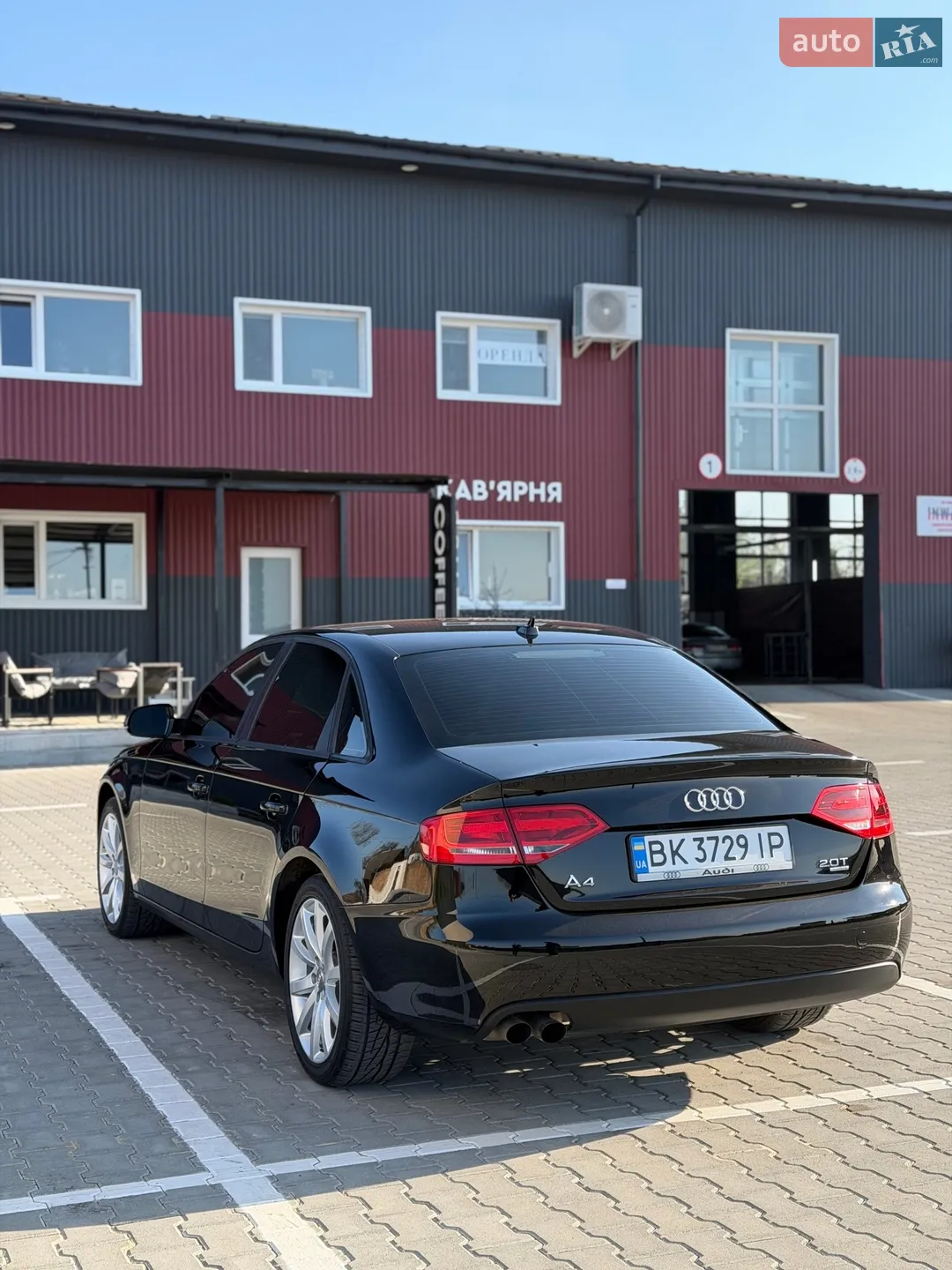 2010 Audi A4 - мініатюра 8