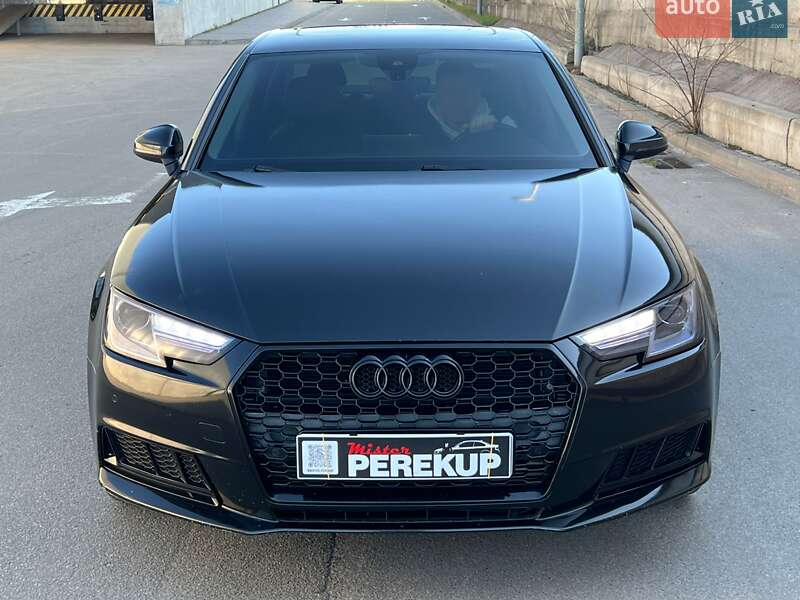 Седан Audi A4 2017 в Киеве