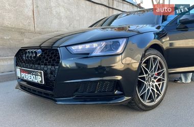 Седан Audi A4 2017 в Киеве