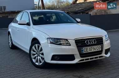 Седан Audi A4 2012 в Чернівцях