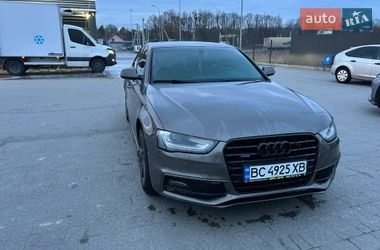 Седан Audi A4 2013 в Львове