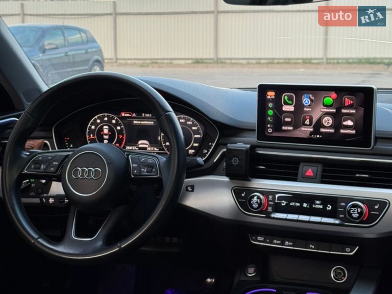 Седан Audi A4 2016 в Кременці