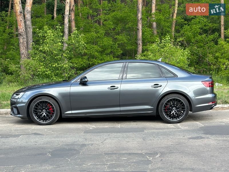 Седан Audi A4 2018 в Києві