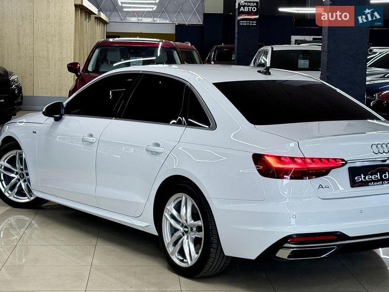 Седан Audi A4 2020 в Миколаєві