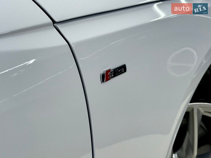 Седан Audi A4 2020 в Миколаєві