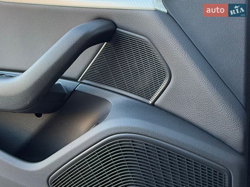 Седан Audi A4 2015 в Одессе