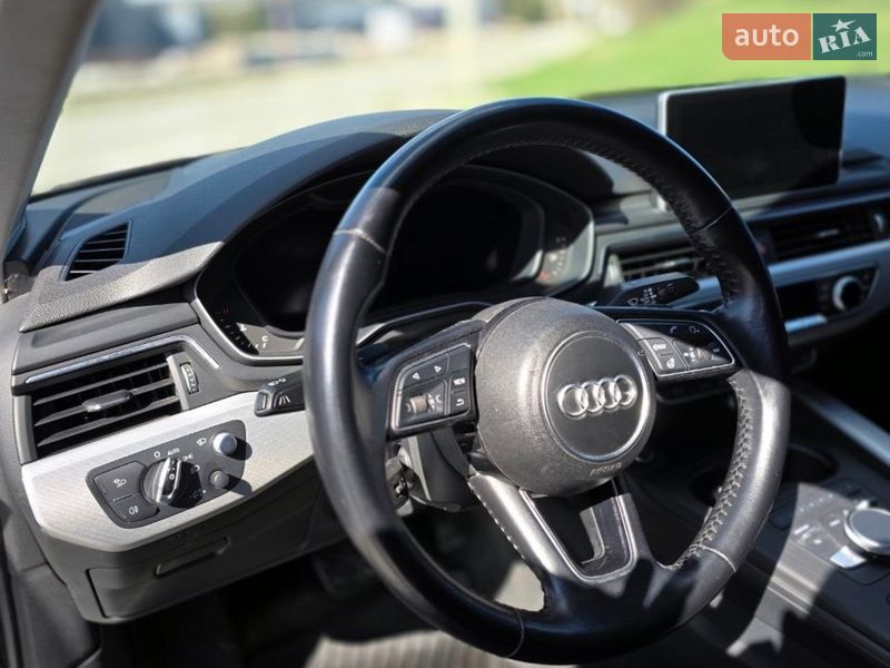 Седан Audi A4 2016 в Харькове