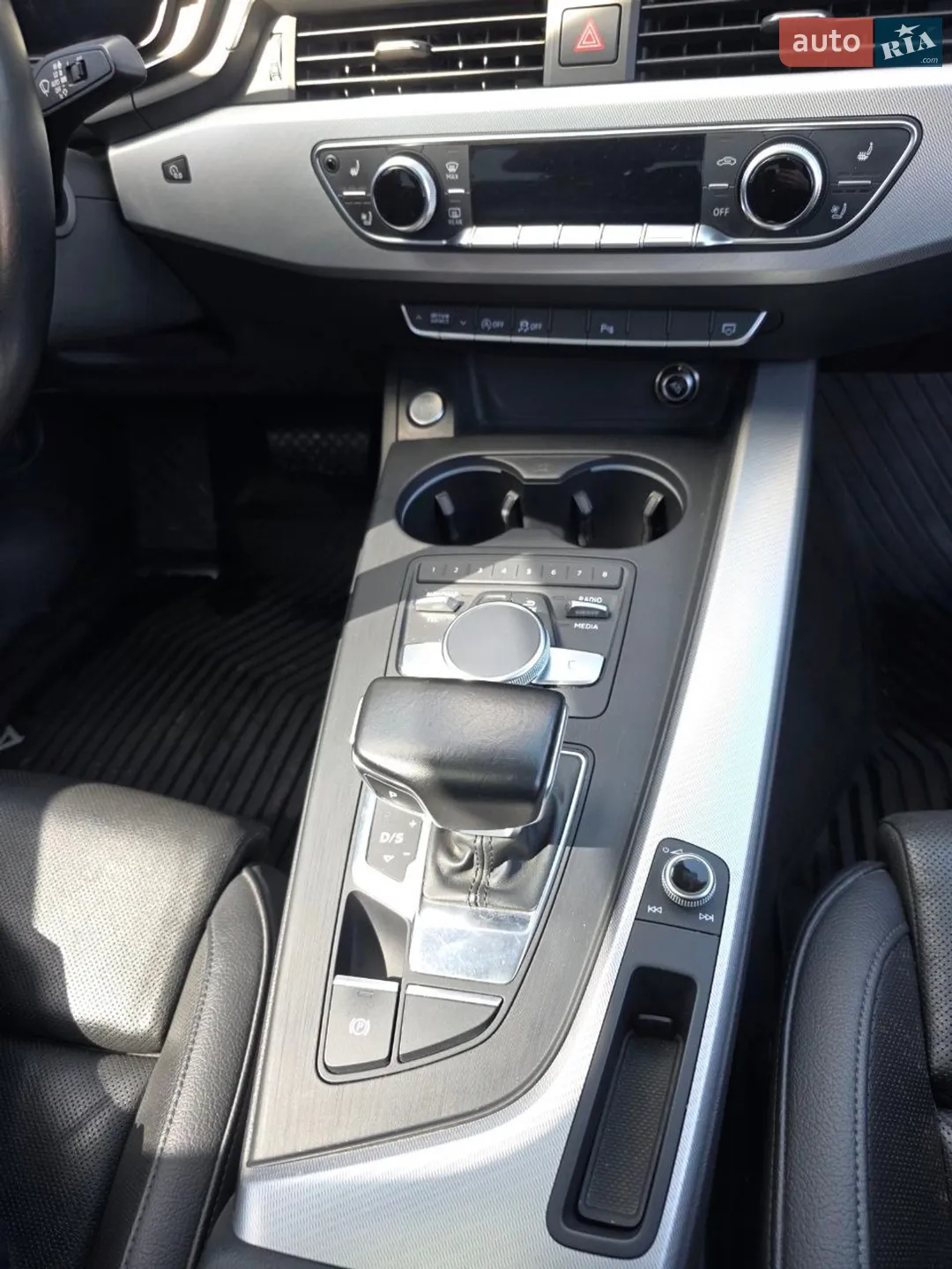 2016 Audi A4 - мініатюра 16