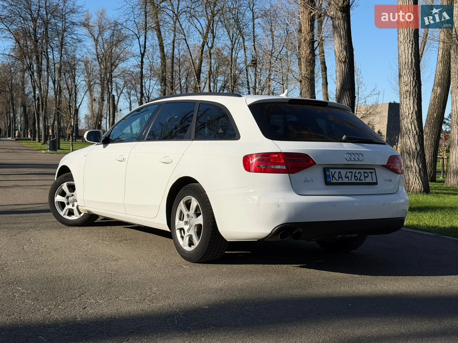 2010 Audi A4 - мініатюра 3