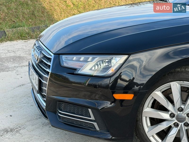 Седан Audi A4 2018 в Дрогобыче