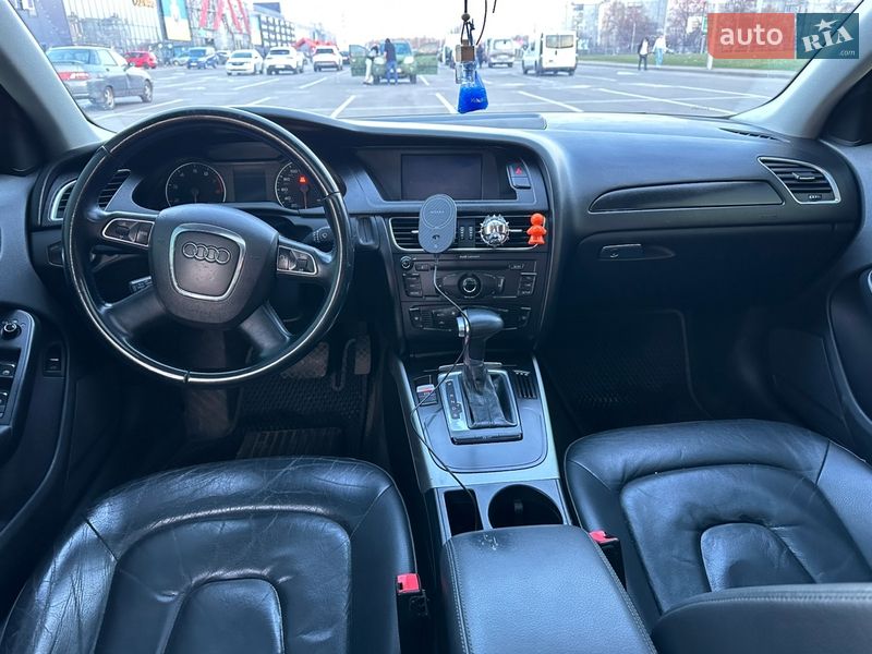 Седан Audi A4 2011 в Чернігові