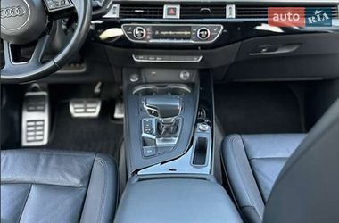 Седан Audi A4 2019 в Львові