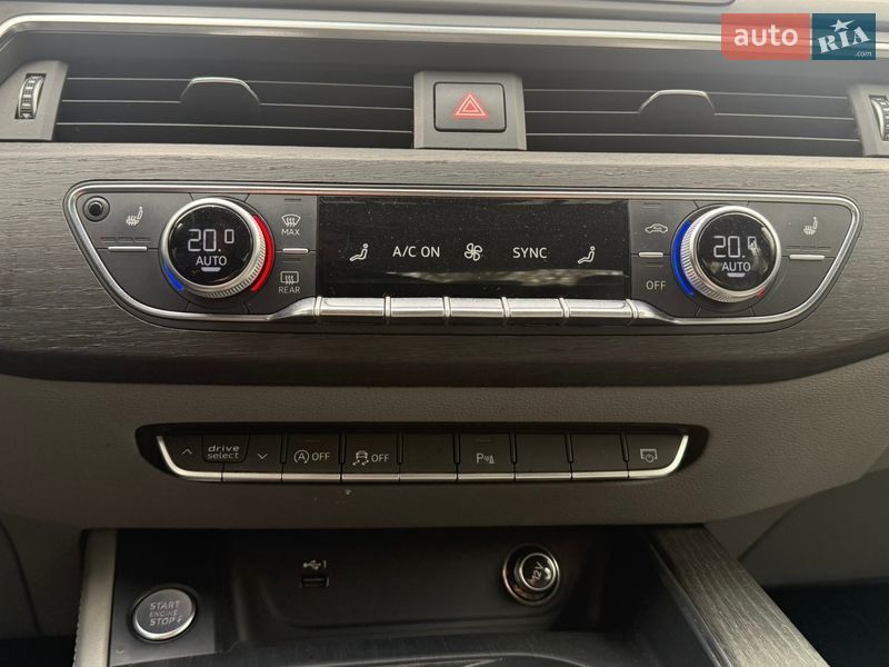 Седан Audi A4 2019 в Киеве