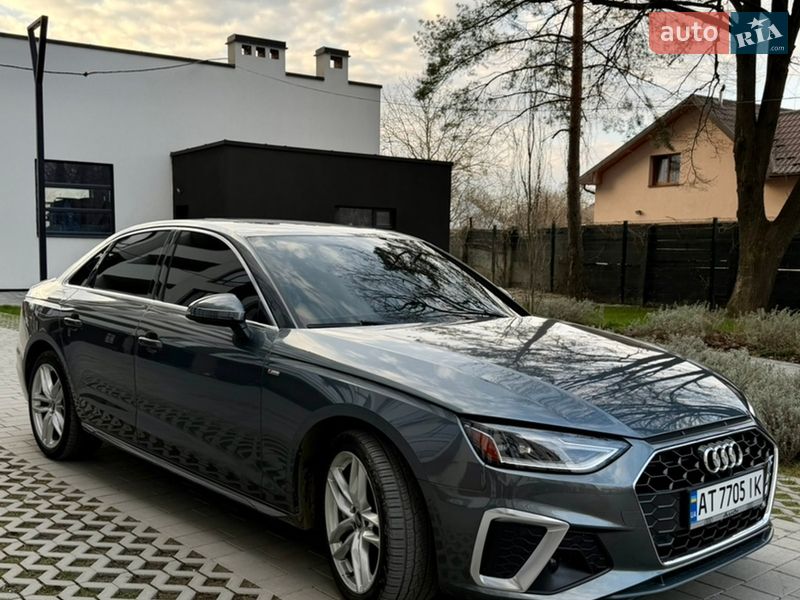 Седан Audi A4 2020 в Ивано-Франковске