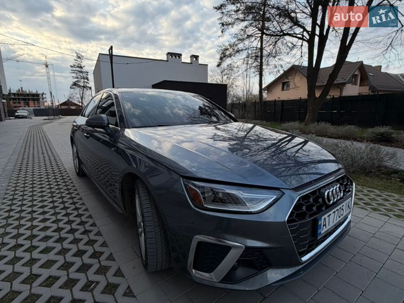 Седан Audi A4 2020 в Ивано-Франковске