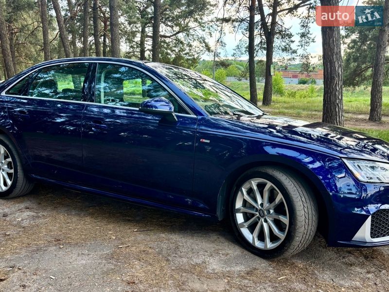 Седан Audi A4 2018 в Сумах