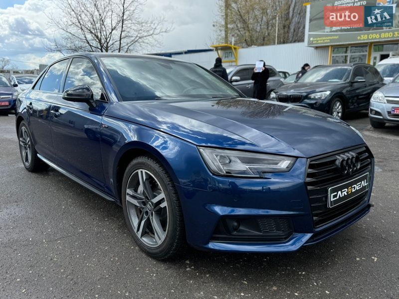 Седан Audi A4 2017 в Хмельницком