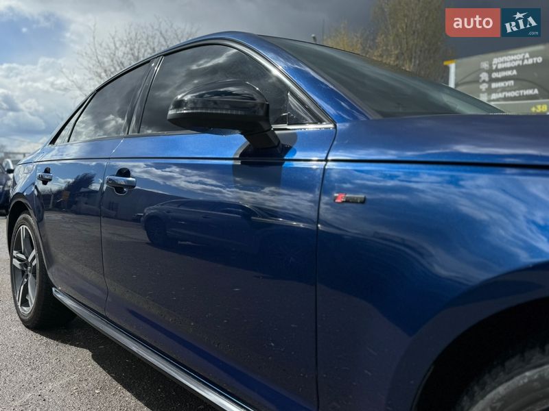 Седан Audi A4 2017 в Хмельницком