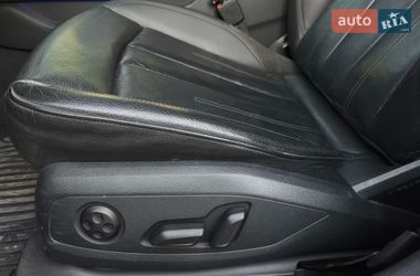 Седан Audi A4 2016 в Днепре