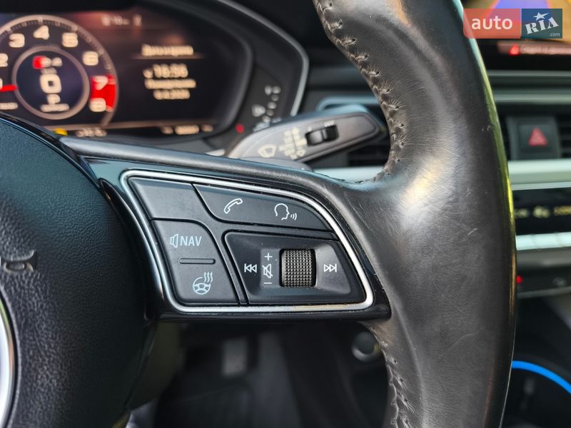 Седан Audi A4 2016 в Днепре