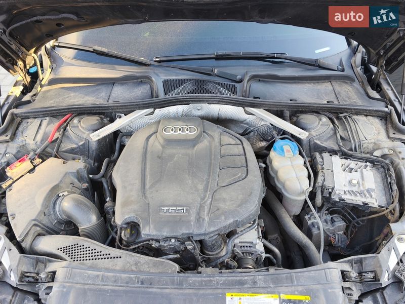 Седан Audi A4 2016 в Днепре