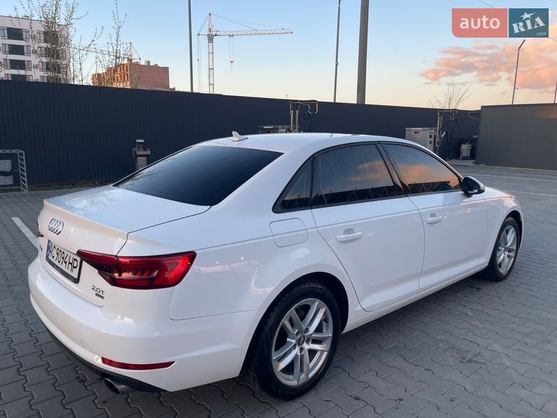Седан Audi A4 2017 в Ковелі