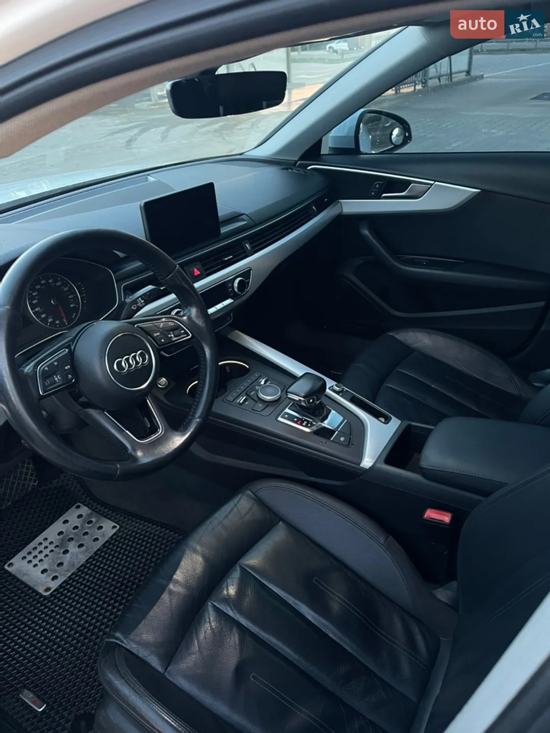 2017 Audi A4 - мініатюра 9