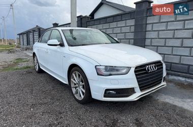 Седан Audi A4 2015 в Ровно