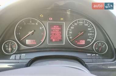 Седан Audi A4 2002 в Сквире