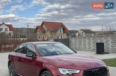 Седан Audi A4 2018 в Ровно