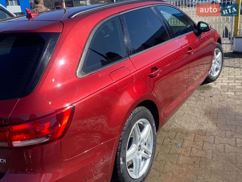 Универсал Audi A4 2016 в Бучаче