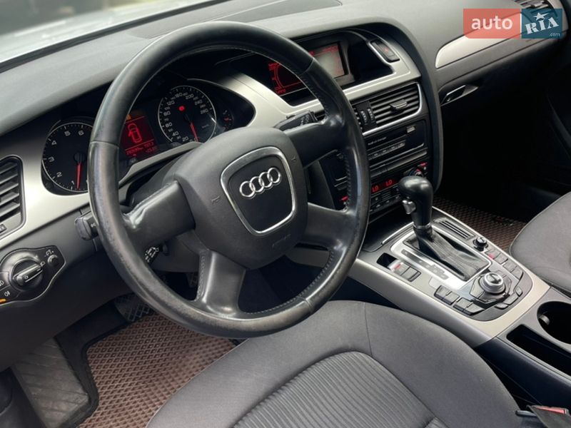 Универсал Audi A4 2009 в Ровно