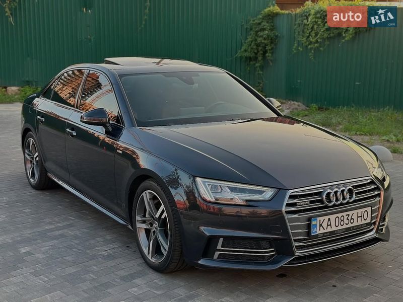 Седан Audi A4 2017 в Львове