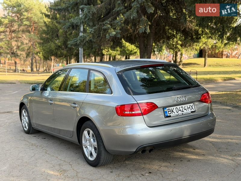 Універсал Audi A4 2010 в Рівному