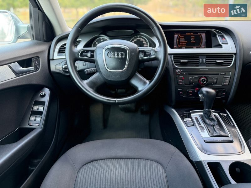 Універсал Audi A4 2010 в Рівному