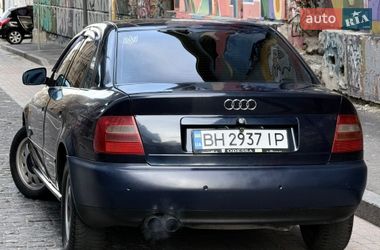 Седан Audi A4 1997 в Одессе