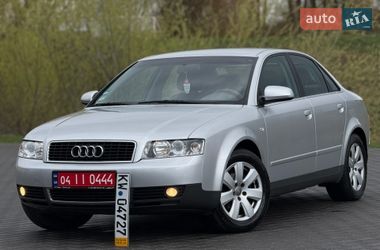 Седан Audi A4 2002 в Золочеві