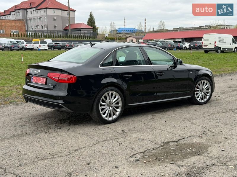 Седан Audi A4 2015 в Луцьку