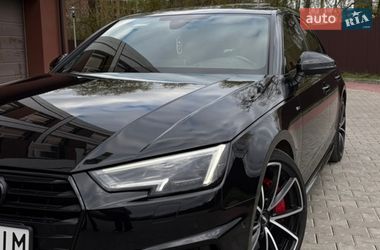 Седан Audi A4 2017 в Ивано-Франковске