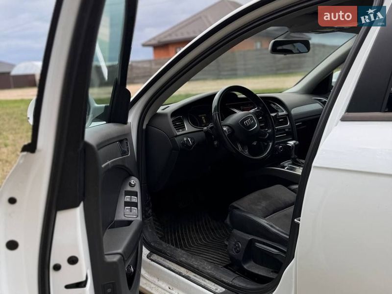 Універсал Audi A4 2012 в Березному