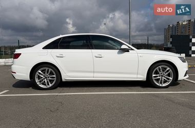 Седан Audi A4 2017 в Киеве