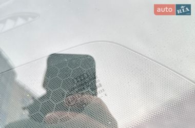 Седан Audi A4 2014 в Львові