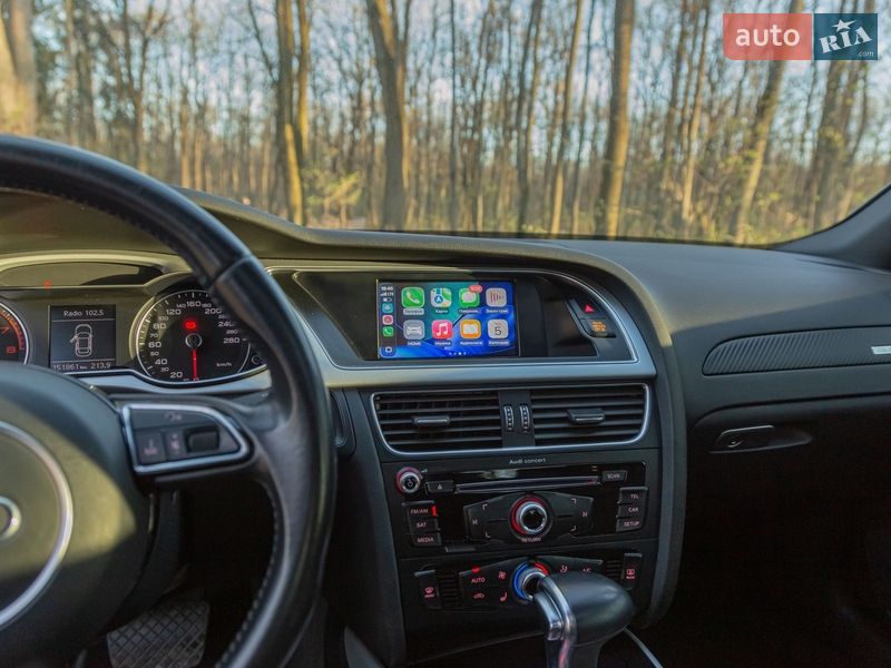Седан Audi A4 2015 в Києві