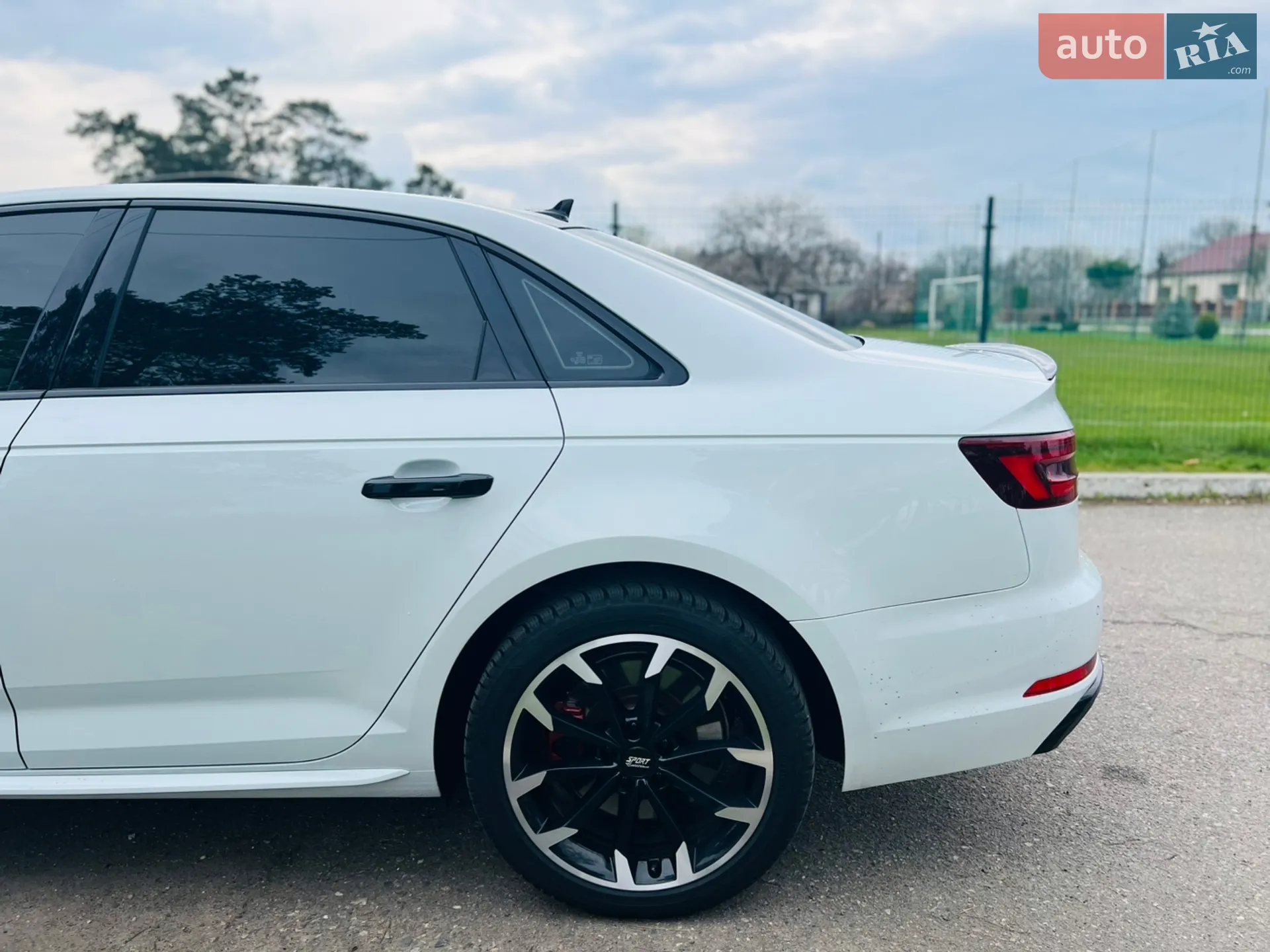 2019 Audi A4 - мініатюра 9