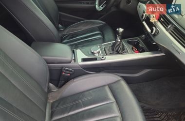 Седан Audi A4 2017 в Ромнах