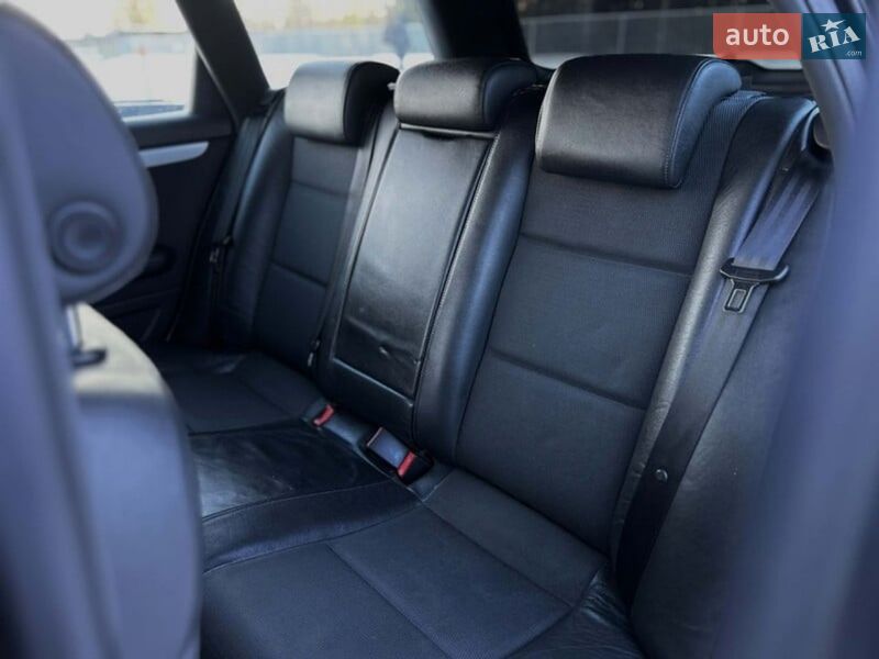 Универсал Audi A4 2005 в Днепре