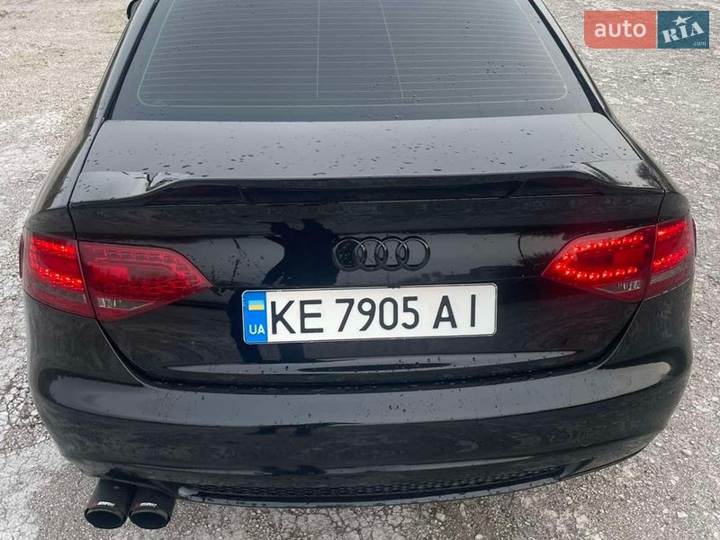 Седан Audi A4 2012 в Дніпрі