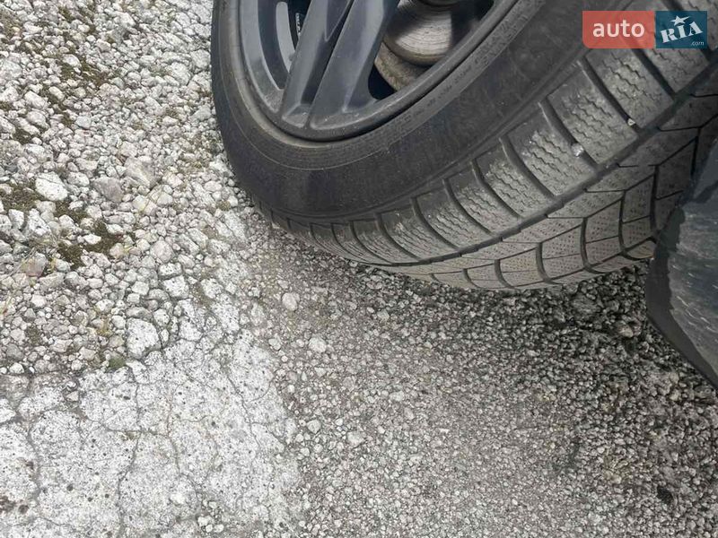 Седан Audi A4 2012 в Дніпрі